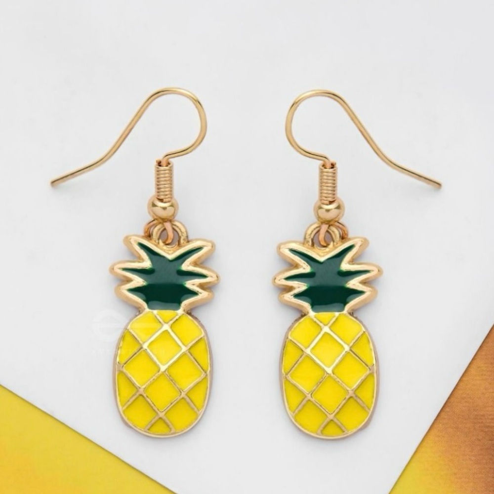 NEW Pineapple dangle Earrings Tropical - Boutique